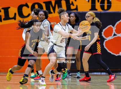 Thumbnail 3 in Douglas Byrd @ South View photogallery.