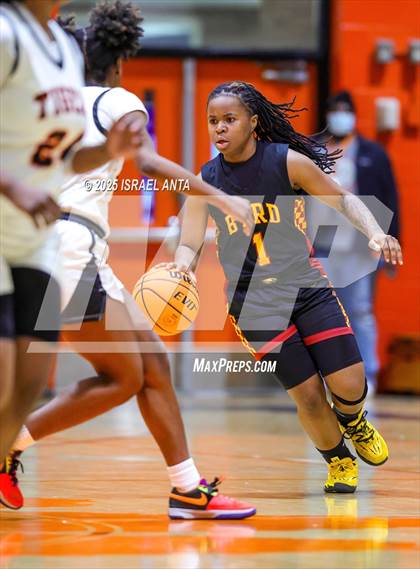 Thumbnail 3 in Douglas Byrd @ South View photogallery.