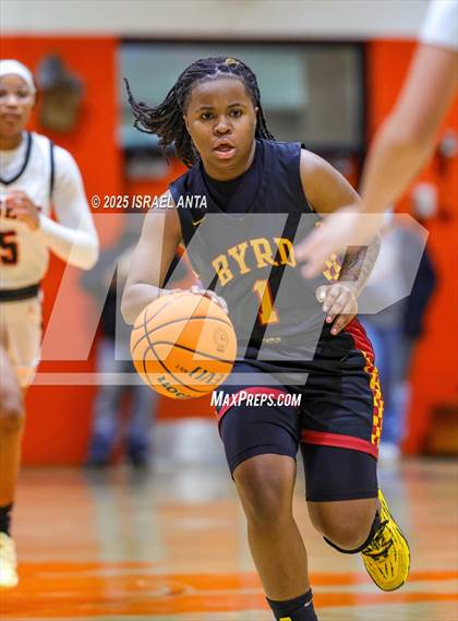 Thumbnail 3 in Douglas Byrd @ South View photogallery.