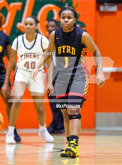 Thumbnail 1 in Douglas Byrd @ South View photogallery.