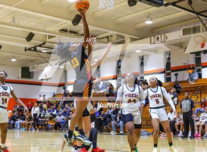 Thumbnail 1 in Douglas Byrd @ South View photogallery.