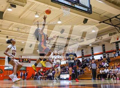 Thumbnail 1 in Douglas Byrd @ South View photogallery.