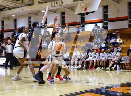 Thumbnail 2 in Douglas Byrd @ South View photogallery.