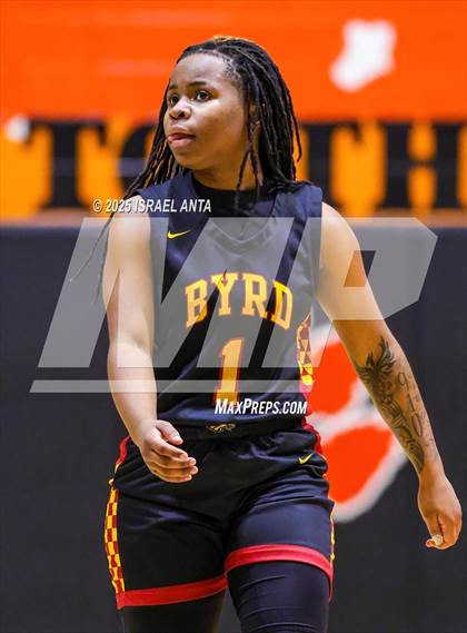 Thumbnail 3 in Douglas Byrd @ South View photogallery.