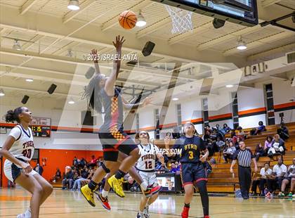 Thumbnail 3 in Douglas Byrd @ South View photogallery.
