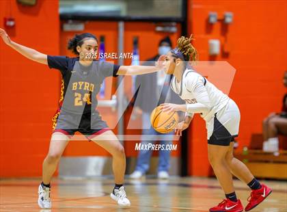 Thumbnail 3 in Douglas Byrd @ South View photogallery.