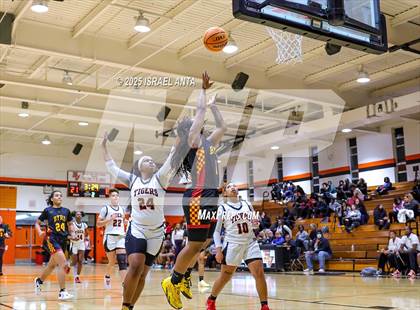 Thumbnail 3 in Douglas Byrd @ South View photogallery.