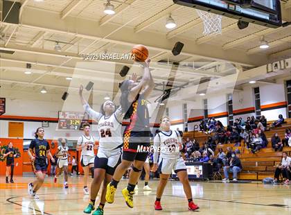 Thumbnail 2 in Douglas Byrd @ South View photogallery.
