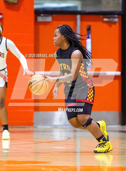 Thumbnail 2 in Douglas Byrd @ South View photogallery.