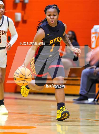 Thumbnail 1 in Douglas Byrd @ South View photogallery.