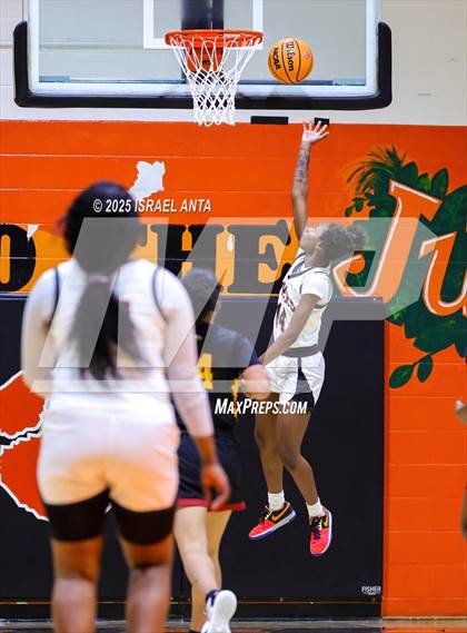 Thumbnail 1 in Douglas Byrd @ South View photogallery.