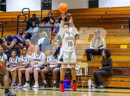Thumbnail 1 in Douglas Byrd @ South View photogallery.
