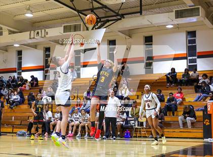 Thumbnail 1 in Douglas Byrd @ South View photogallery.