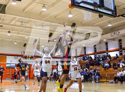 Thumbnail 3 in Douglas Byrd @ South View photogallery.