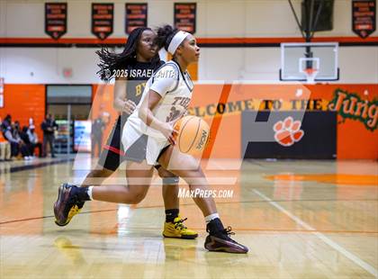 Thumbnail 2 in Douglas Byrd @ South View photogallery.