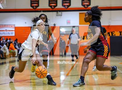Thumbnail 3 in Douglas Byrd @ South View photogallery.