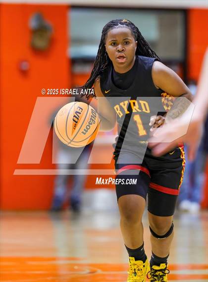Thumbnail 2 in Douglas Byrd @ South View photogallery.