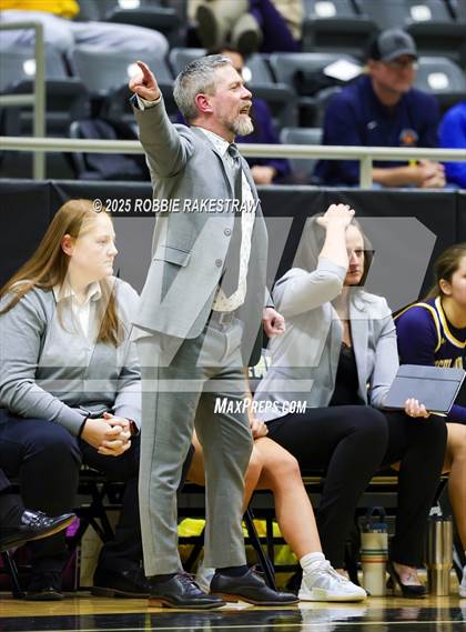 Thumbnail 2 in Tyler @ Highland Park (UIL 5A D1 Area Playoff) photogallery.