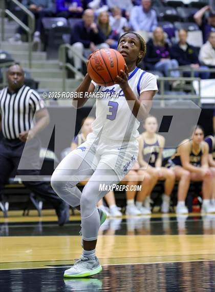 Thumbnail 1 in Tyler @ Highland Park (UIL 5A D1 Area Playoff) photogallery.