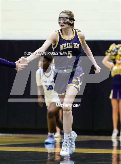 Thumbnail 2 in Tyler @ Highland Park (UIL 5A D1 Area Playoff) photogallery.
