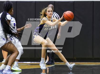 Thumbnail 3 in Tyler @ Highland Park (UIL 5A D1 Area Playoff) photogallery.