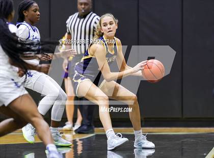 Thumbnail 1 in Tyler @ Highland Park (UIL 5A D1 Area Playoff) photogallery.
