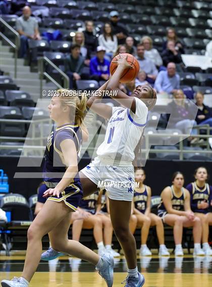 Thumbnail 3 in Tyler @ Highland Park (UIL 5A D1 Area Playoff) photogallery.