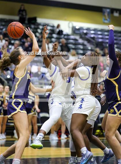 Thumbnail 1 in Tyler @ Highland Park (UIL 5A D1 Area Playoff) photogallery.