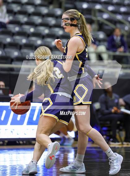 Thumbnail 2 in Tyler @ Highland Park (UIL 5A D1 Area Playoff) photogallery.