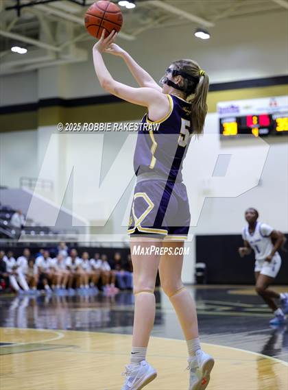 Thumbnail 2 in Tyler @ Highland Park (UIL 5A D1 Area Playoff) photogallery.