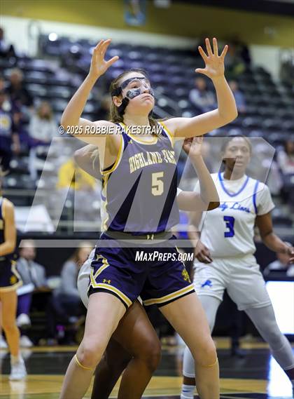 Thumbnail 1 in Tyler @ Highland Park (UIL 5A D1 Area Playoff) photogallery.