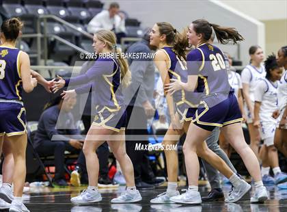 Thumbnail 2 in Tyler @ Highland Park (UIL 5A D1 Area Playoff) photogallery.