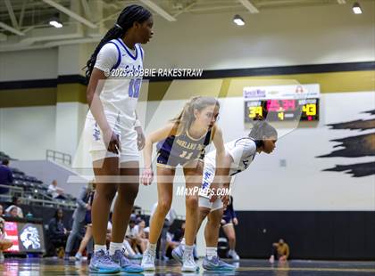 Thumbnail 3 in Tyler @ Highland Park (UIL 5A D1 Area Playoff) photogallery.