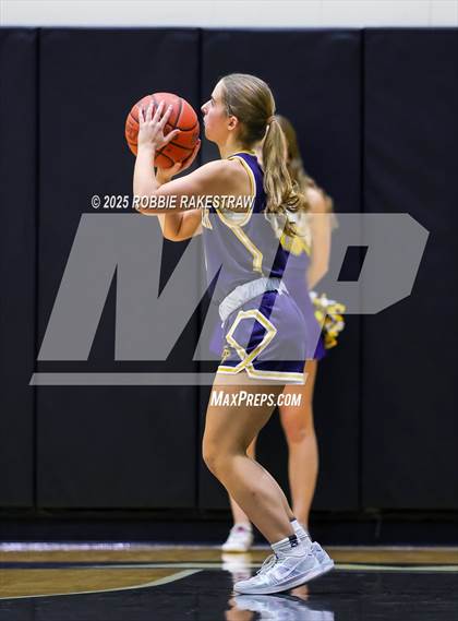 Thumbnail 3 in Tyler @ Highland Park (UIL 5A D1 Area Playoff) photogallery.