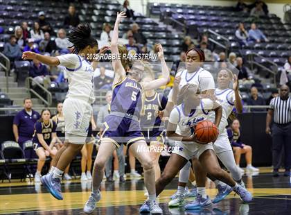 Thumbnail 3 in Tyler @ Highland Park (UIL 5A D1 Area Playoff) photogallery.