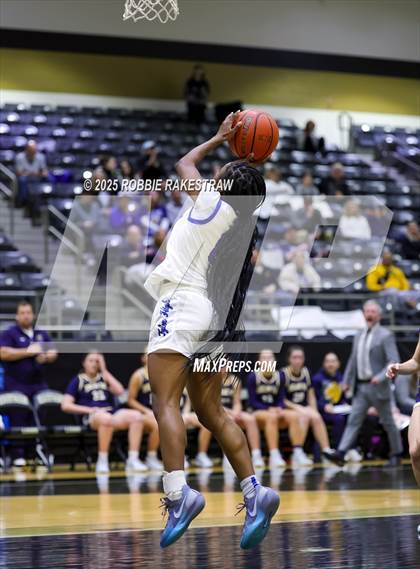 Thumbnail 3 in Tyler @ Highland Park (UIL 5A D1 Area Playoff) photogallery.