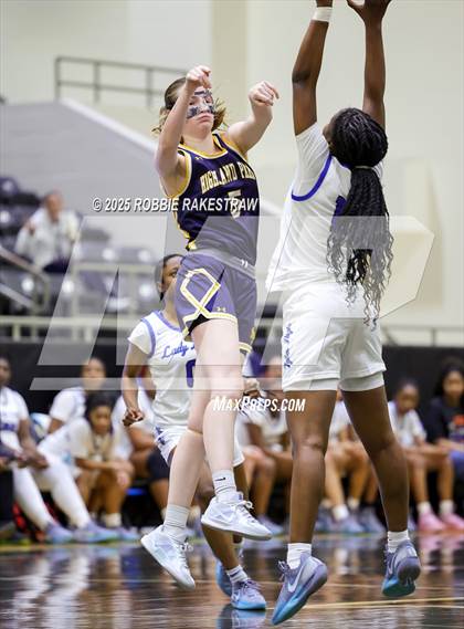 Thumbnail 1 in Tyler @ Highland Park (UIL 5A D1 Area Playoff) photogallery.