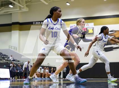 Thumbnail 1 in Tyler @ Highland Park (UIL 5A D1 Area Playoff) photogallery.