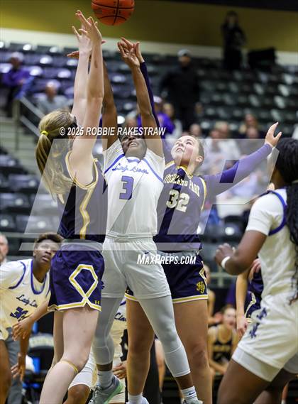 Thumbnail 1 in Tyler @ Highland Park (UIL 5A D1 Area Playoff) photogallery.