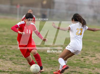 Thumbnail 3 in Venice @ Arvin (CIF D5 Regional Final) photogallery.