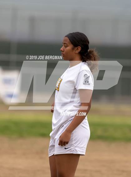Thumbnail 1 in Venice @ Arvin (CIF D5 Regional Final) photogallery.