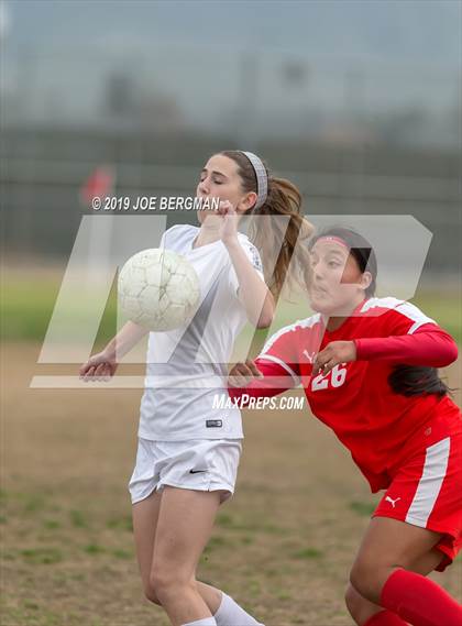 Thumbnail 3 in Venice @ Arvin (CIF D5 Regional Final) photogallery.