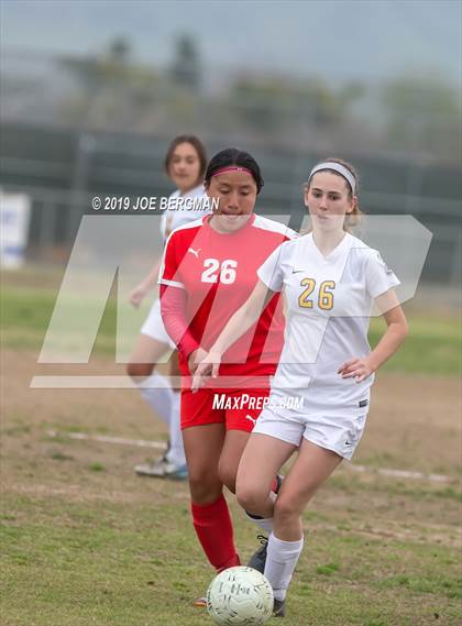 Thumbnail 2 in Venice @ Arvin (CIF D5 Regional Final) photogallery.