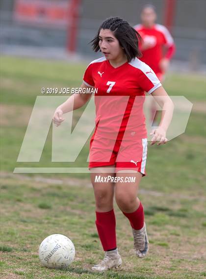 Thumbnail 1 in Venice @ Arvin (CIF D5 Regional Final) photogallery.