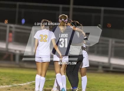 Thumbnail 1 in Venice @ Arvin (CIF D5 Regional Final) photogallery.