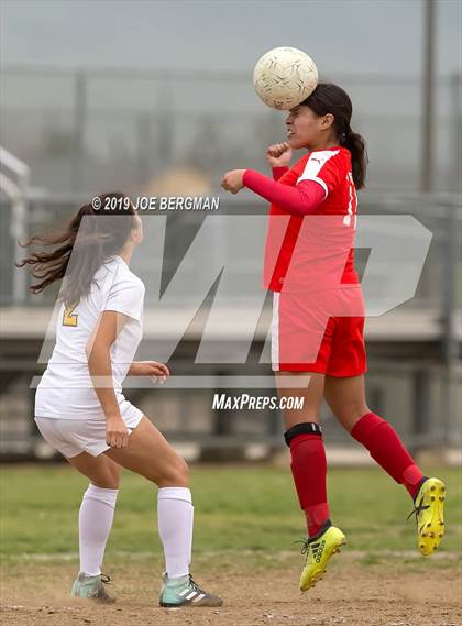 Thumbnail 1 in Venice @ Arvin (CIF D5 Regional Final) photogallery.