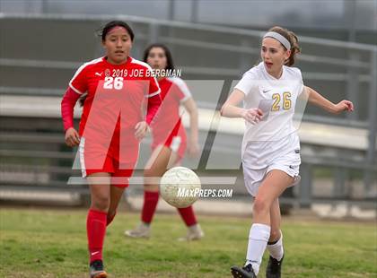 Thumbnail 1 in Venice @ Arvin (CIF D5 Regional Final) photogallery.