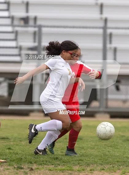 Thumbnail 3 in Venice @ Arvin (CIF D5 Regional Final) photogallery.