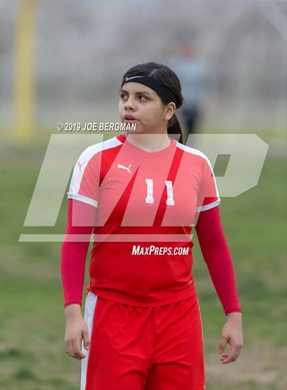Thumbnail 2 in Venice @ Arvin (CIF D5 Regional Final) photogallery.