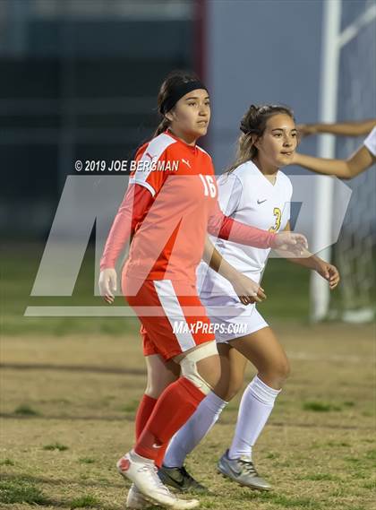 Thumbnail 1 in Venice @ Arvin (CIF D5 Regional Final) photogallery.